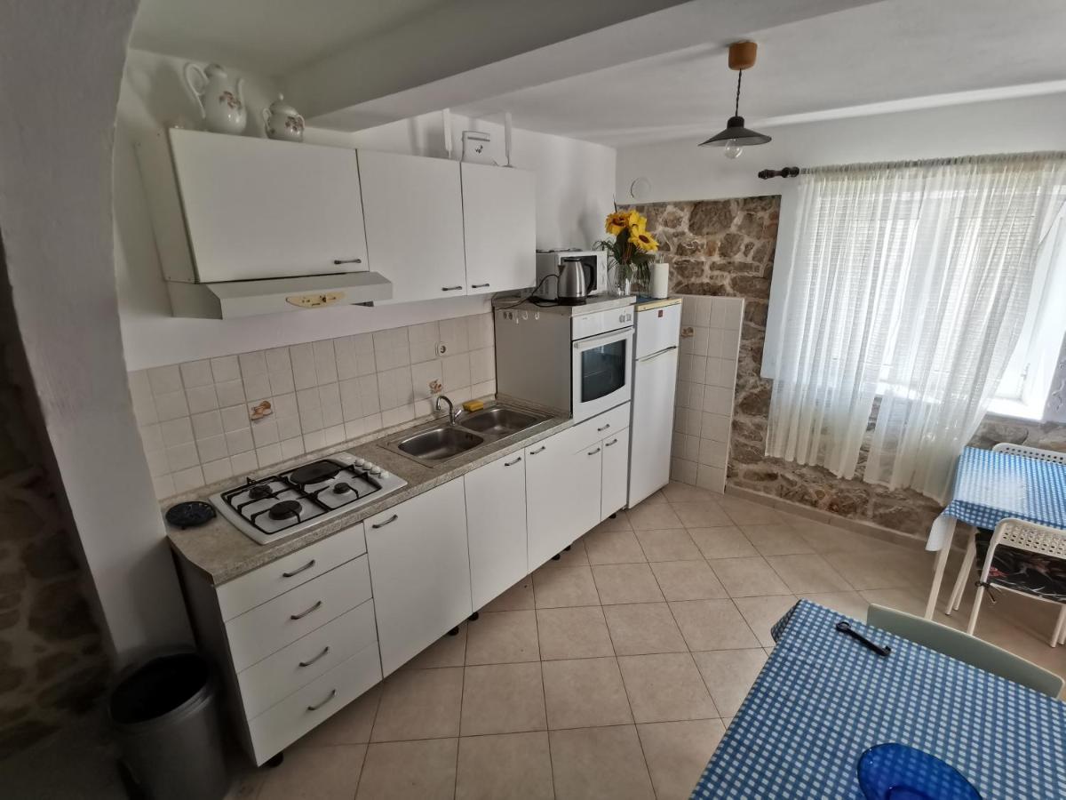 Apartment Titinica Murter Exterior photo