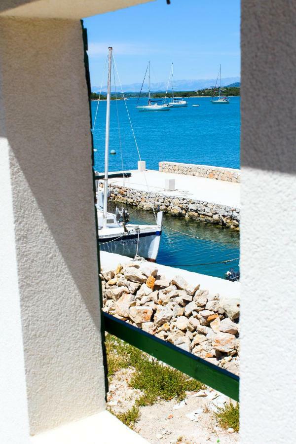 Apartment Titinica Murter Exterior photo