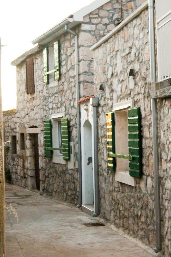 Apartment Titinica Murter Exterior photo